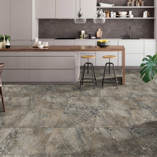 60×60 cm Ferro Marrone / Carving (~208 SEK/m²)